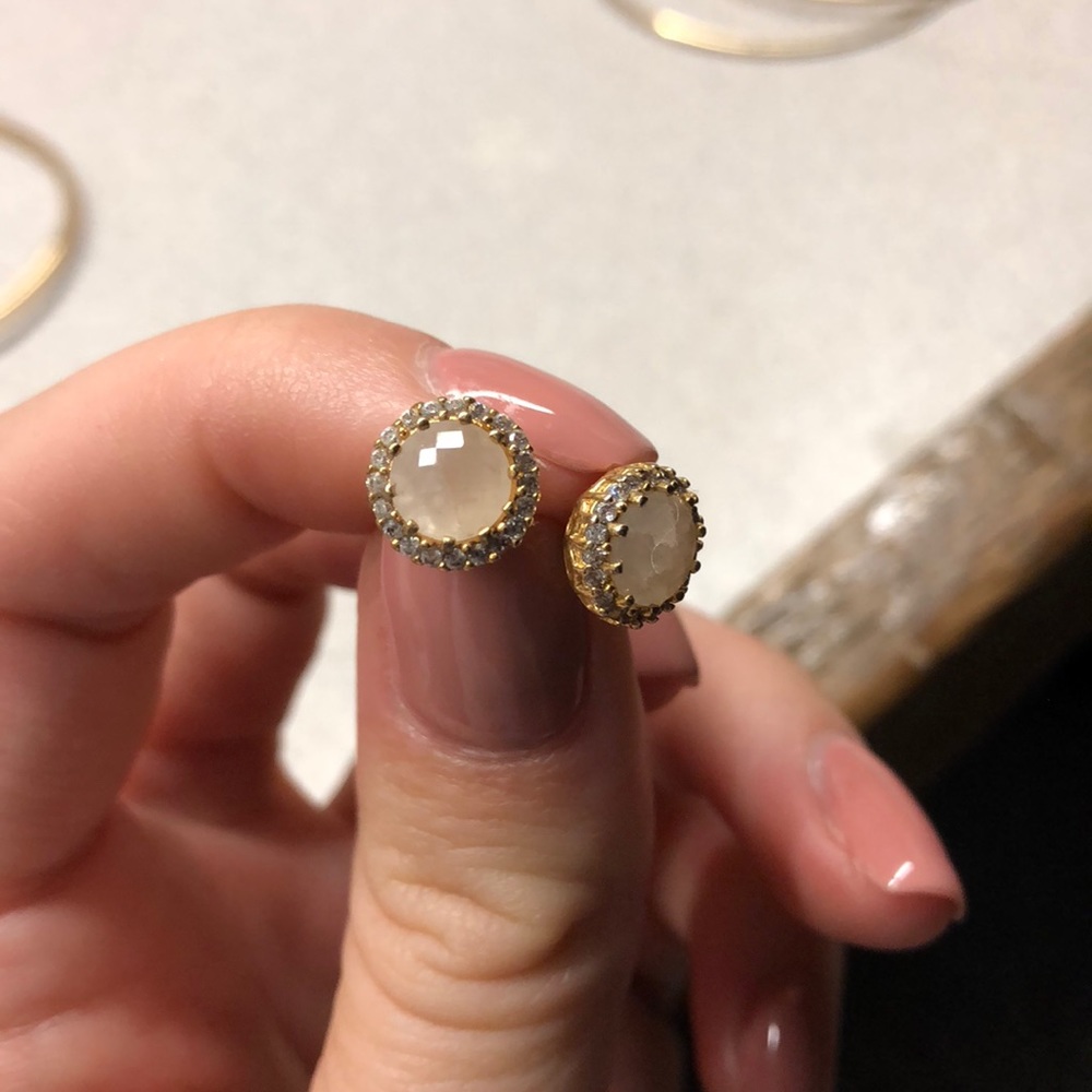 Cute gold earrings